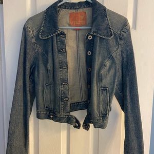 EUC Guess cropped jean jacket size M